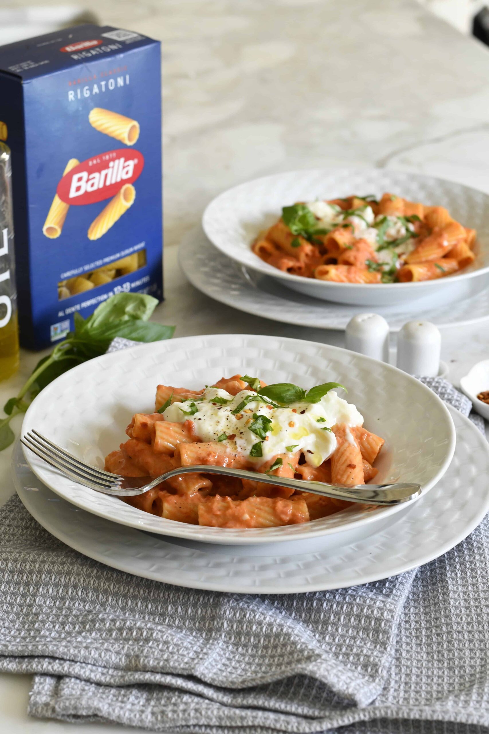 Creamy Pasta alla vodka with burrata