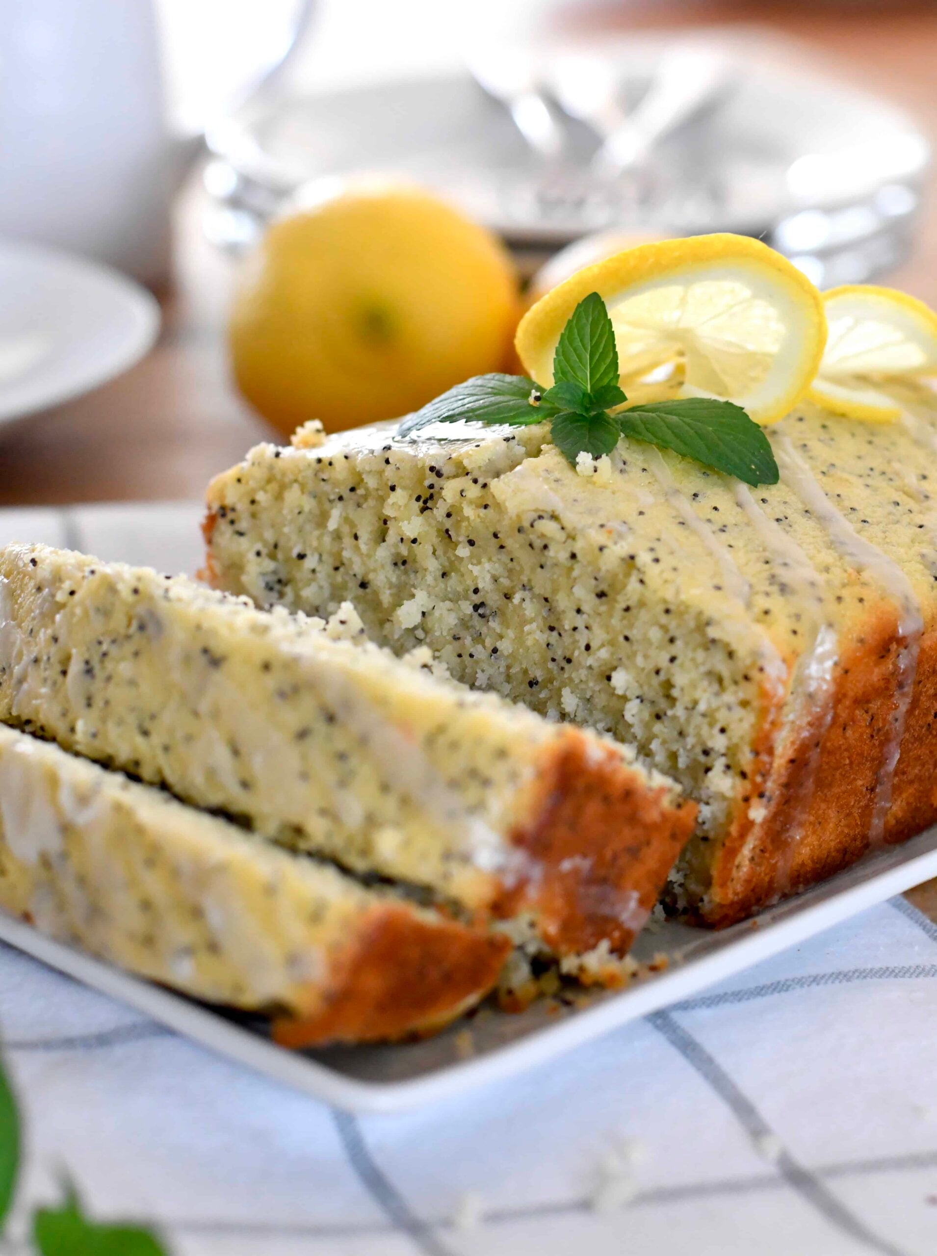 Lemon Poppy Seed Loaf Cake