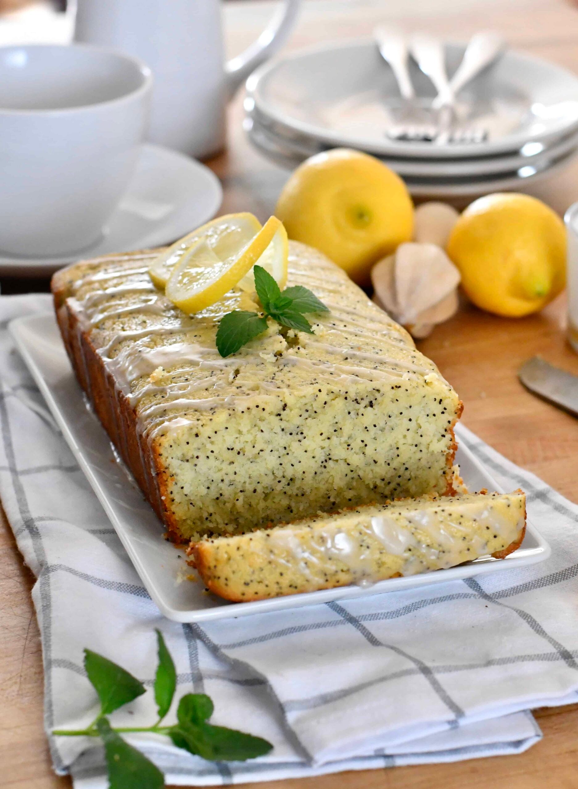 Lemon Poppy Seed Loaf Cake