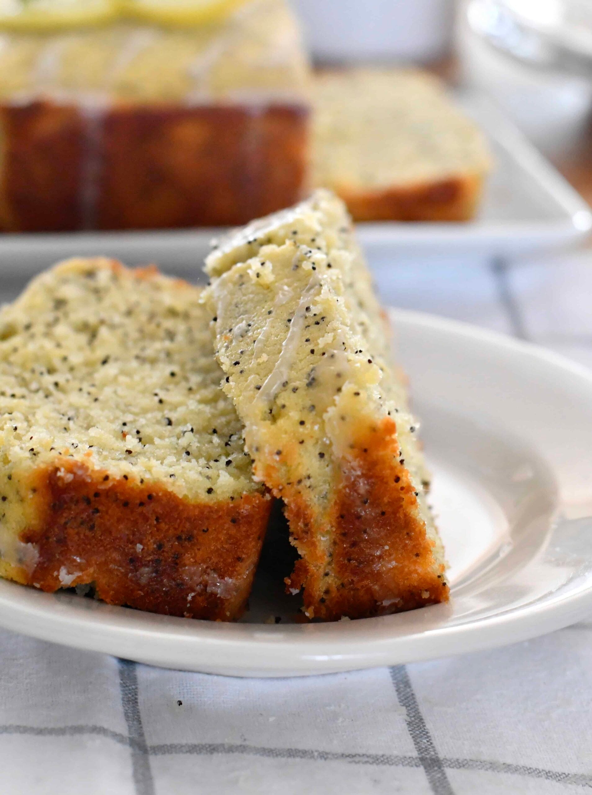 Lemon Poppy Seed Loaf Cake