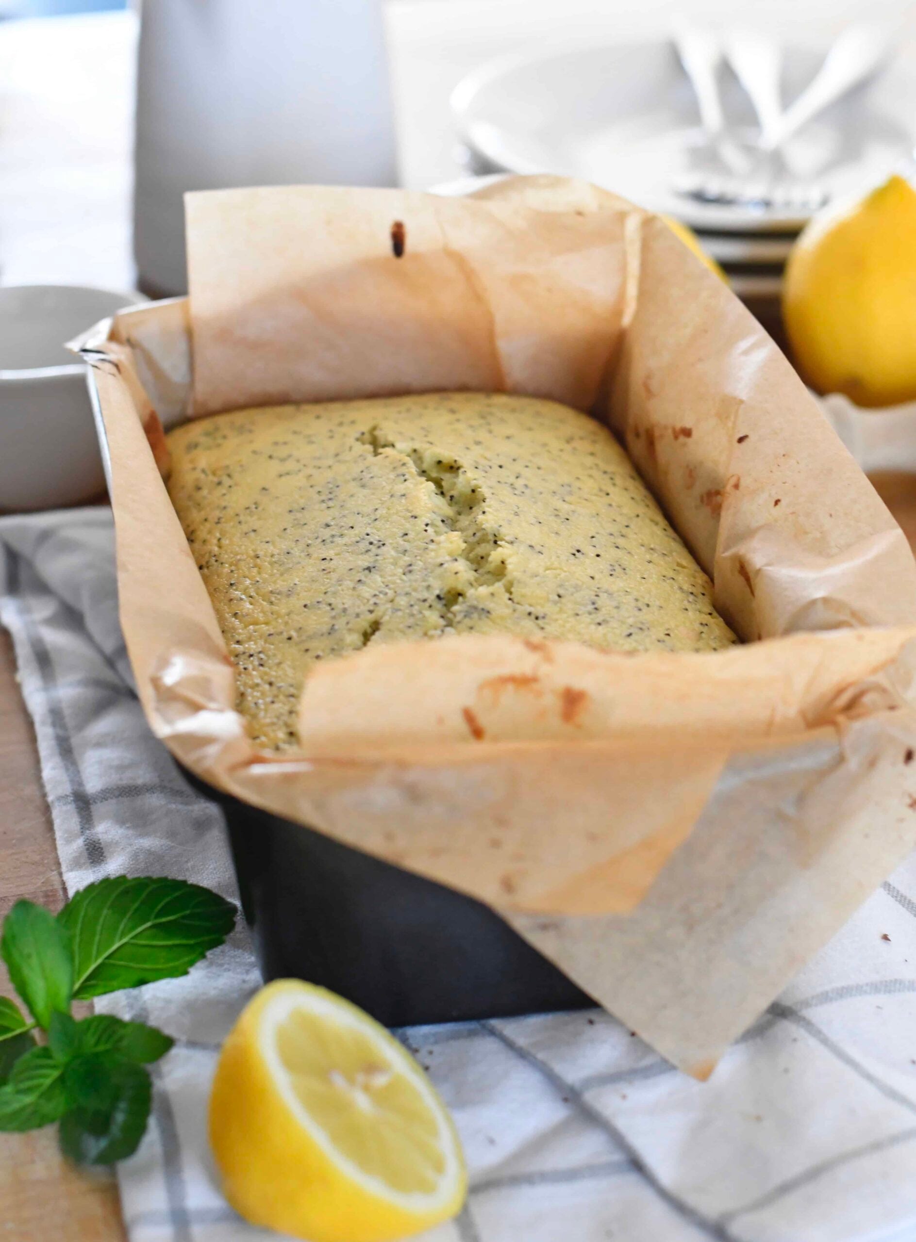 Lemon Poppy Seed Loaf Cake
