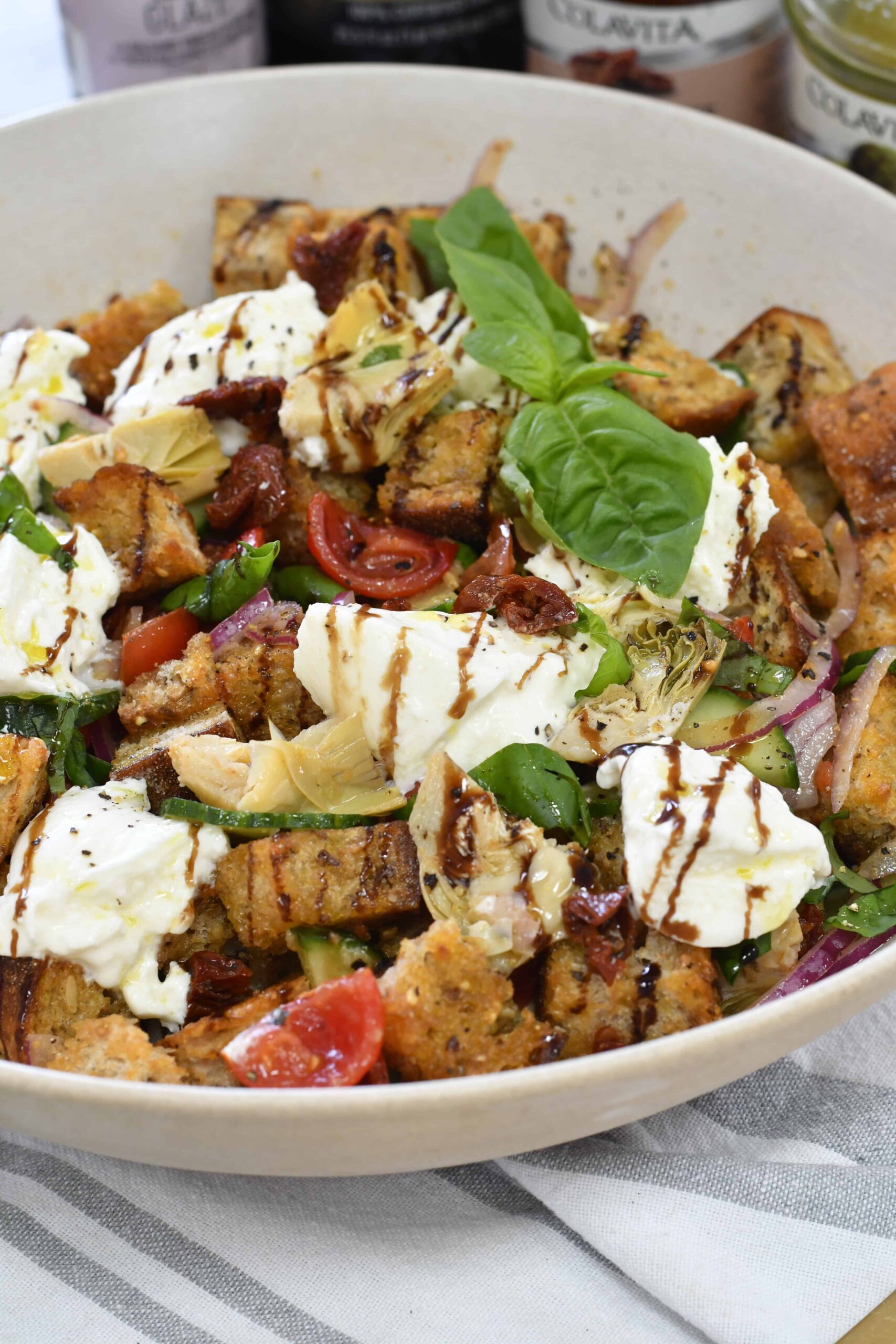 Classic Italian Summer Panzanella Salad