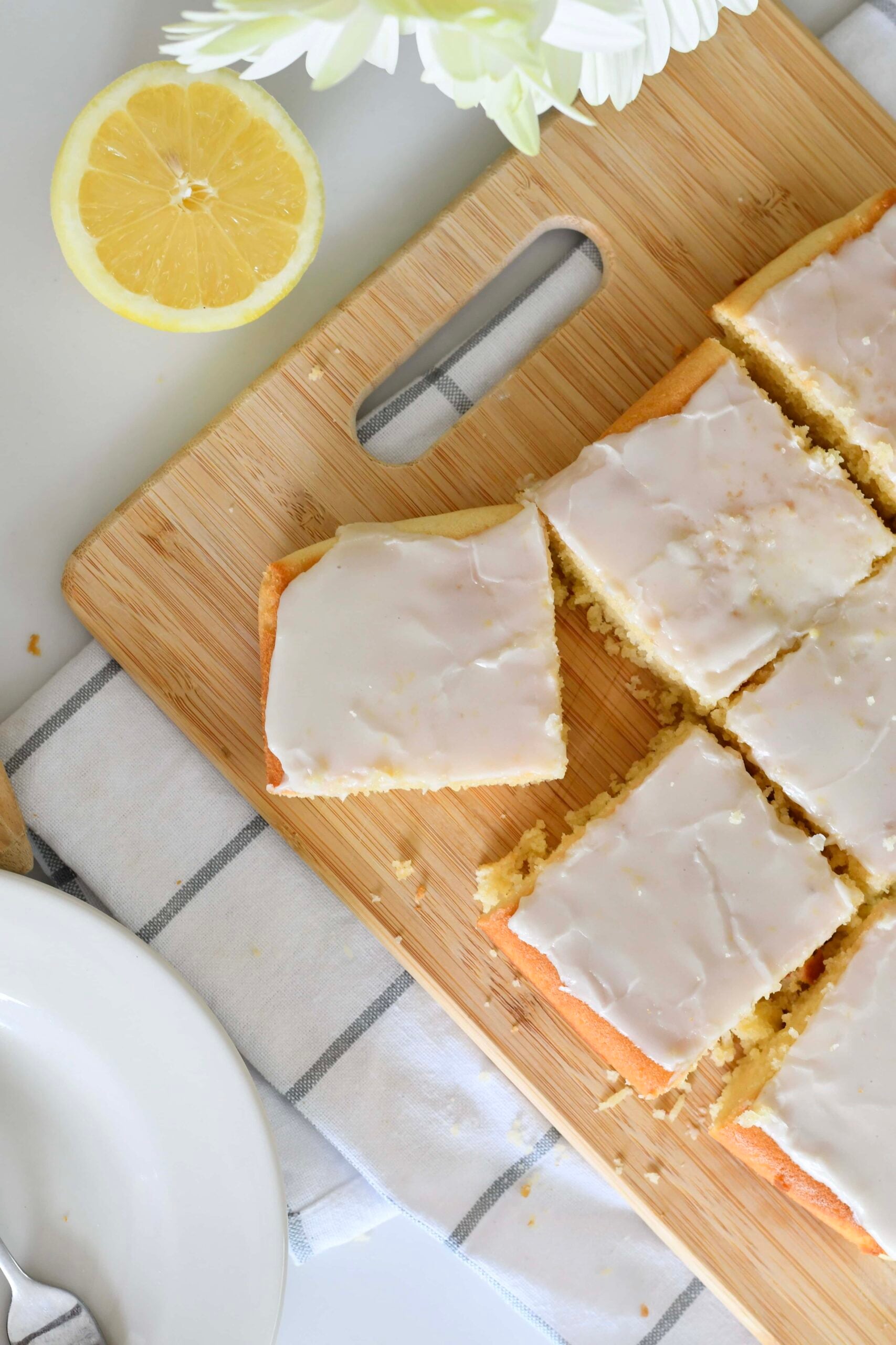 Zesty Lemon Blondies Recipe
