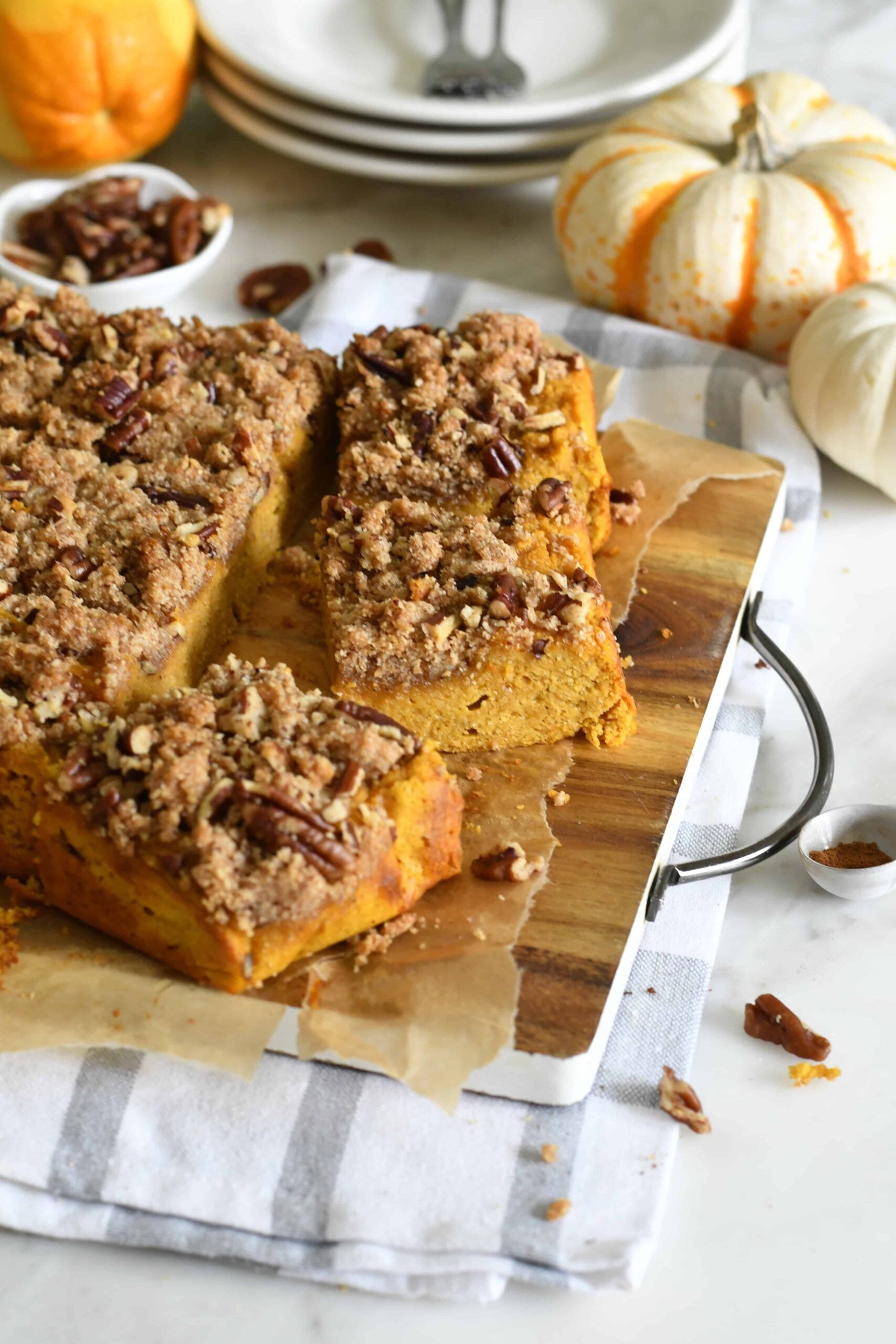 Gluten-Free Pumpkin Cake with Pecan Crumble